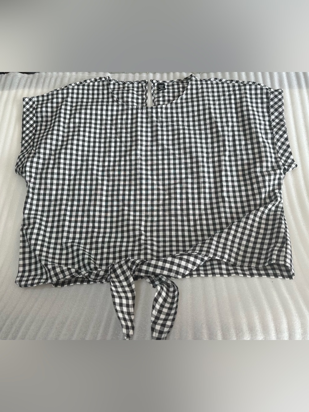 SHEIN Black & White Gingham Tie-Front Top